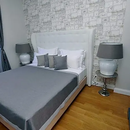 Alojamento de Acomodação e Pequeno-almoço Bajamonti 5 Luxury 4*