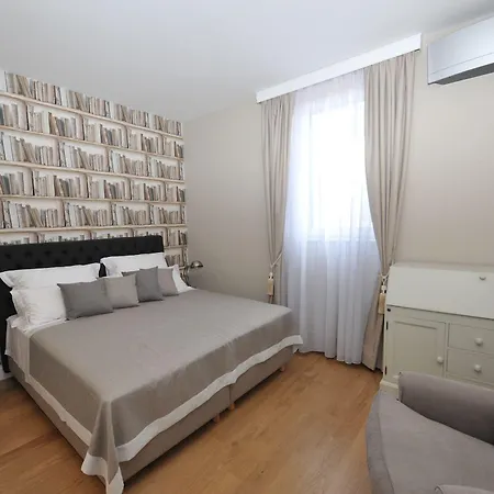 Bajamonti 5 Luxury Alojamento de Acomodação e Pequeno-almoço 4*