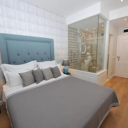 Bajamonti 5 Luxury Couette-café 4*