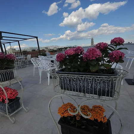 Couette-café Bajamonti 5 Luxury 4*