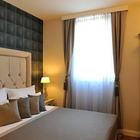 Couette-café Bajamonti 5 Luxury 4*