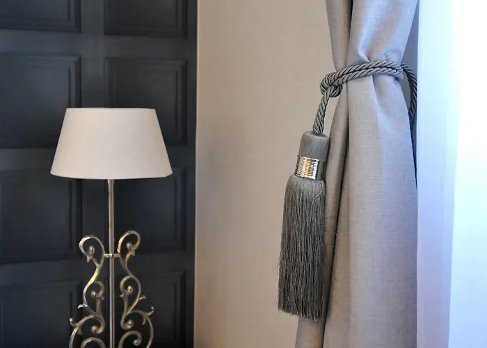 Bajamonti 5 Luxury Bed & Breakfast 4*